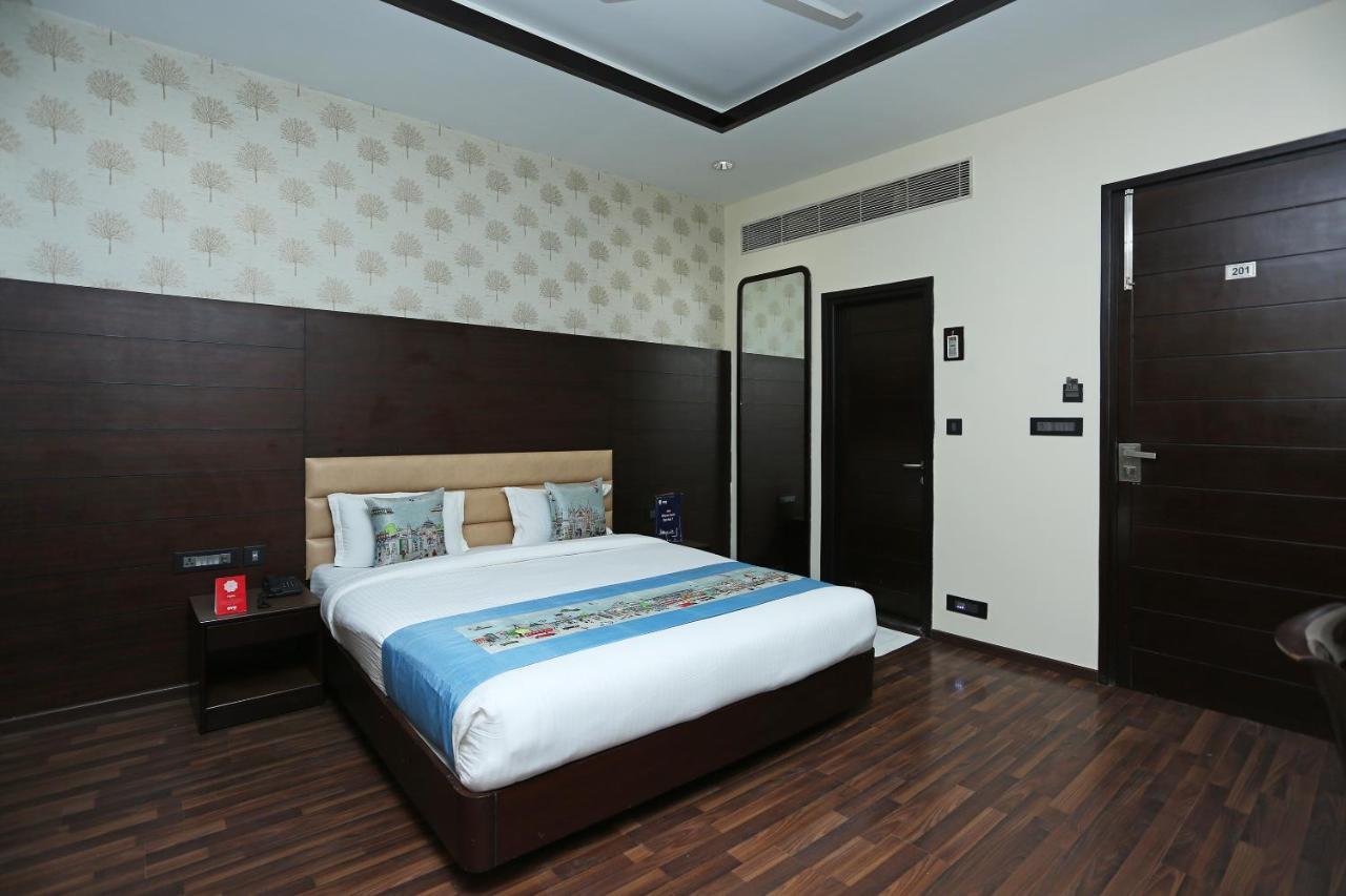 Oyo 9178 Hotel New Central Park Ghaziabad Eksteriør bilde
